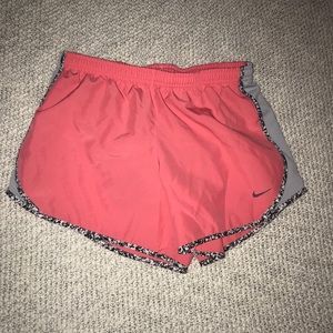 Girls Nike dri fit short